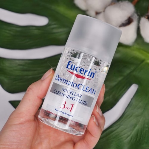 Eucerin Dermato Clean Micellar Cleansing Fluid 3 in 1 dành cho những ai da dầu mụn 
