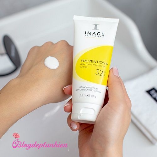 Kem chống nắng Image 32 Prevention Daily Matte Moisturizer có nên sử dụng