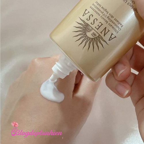 Kem chống nắng vật lý cho da dầu mụn Anessa Perfect UV Sunscreen Skincare Milk SPF50+